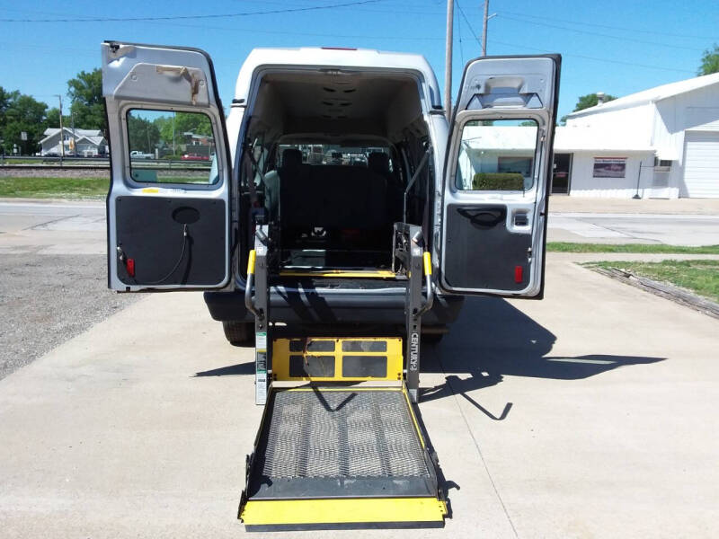 ford e-series econoline wagon 2009 1FMNE11W09DA39138 image ford e-series econoline wagon 2009 1FMNE11W09DA39138 image